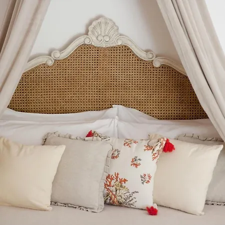 Lisca Bianca Hotel