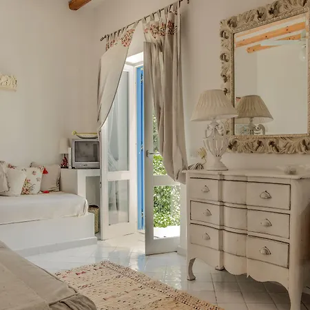 Lisca Bianca Hotel 4*