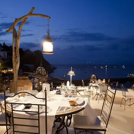 Hotel Lisca Bianca 4*