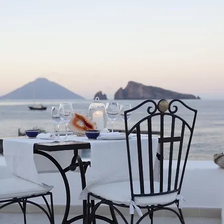 Hotel Lisca Bianca 4*