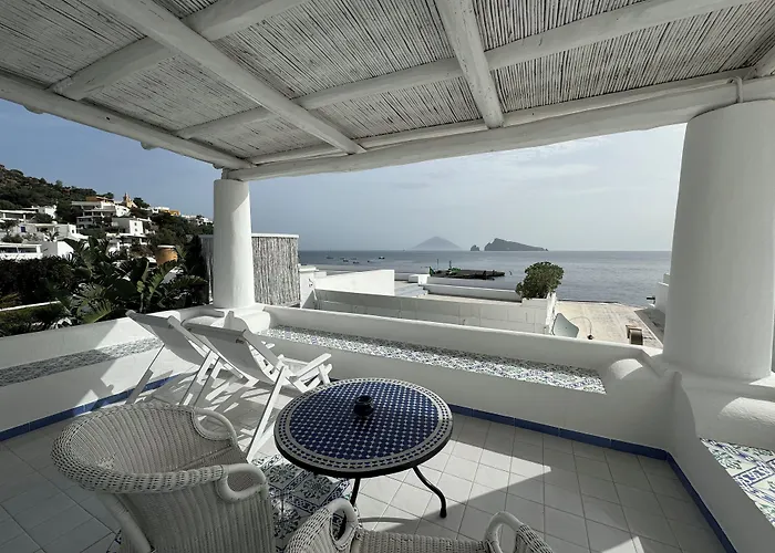 Lisca Bianca Hotel 4*