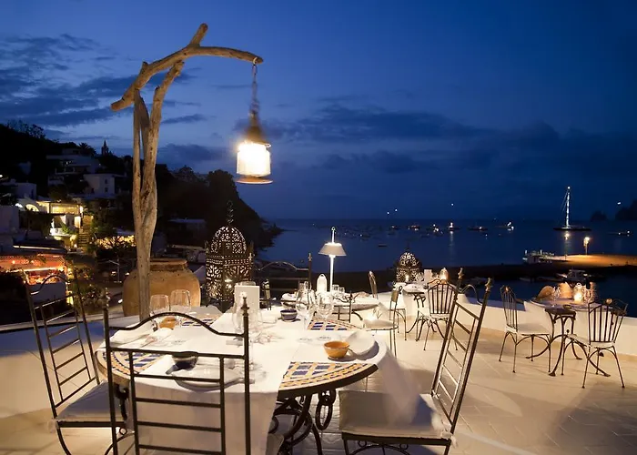 Hotel Lisca Bianca 4*