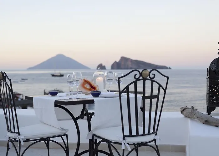 Hotel Lisca Bianca 4*